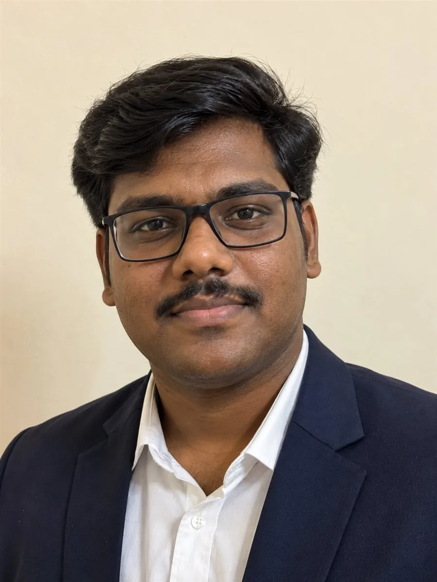 aniket-fernandes.webp