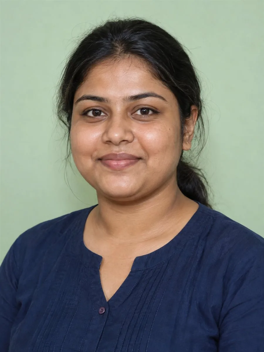 divya-khan.webp