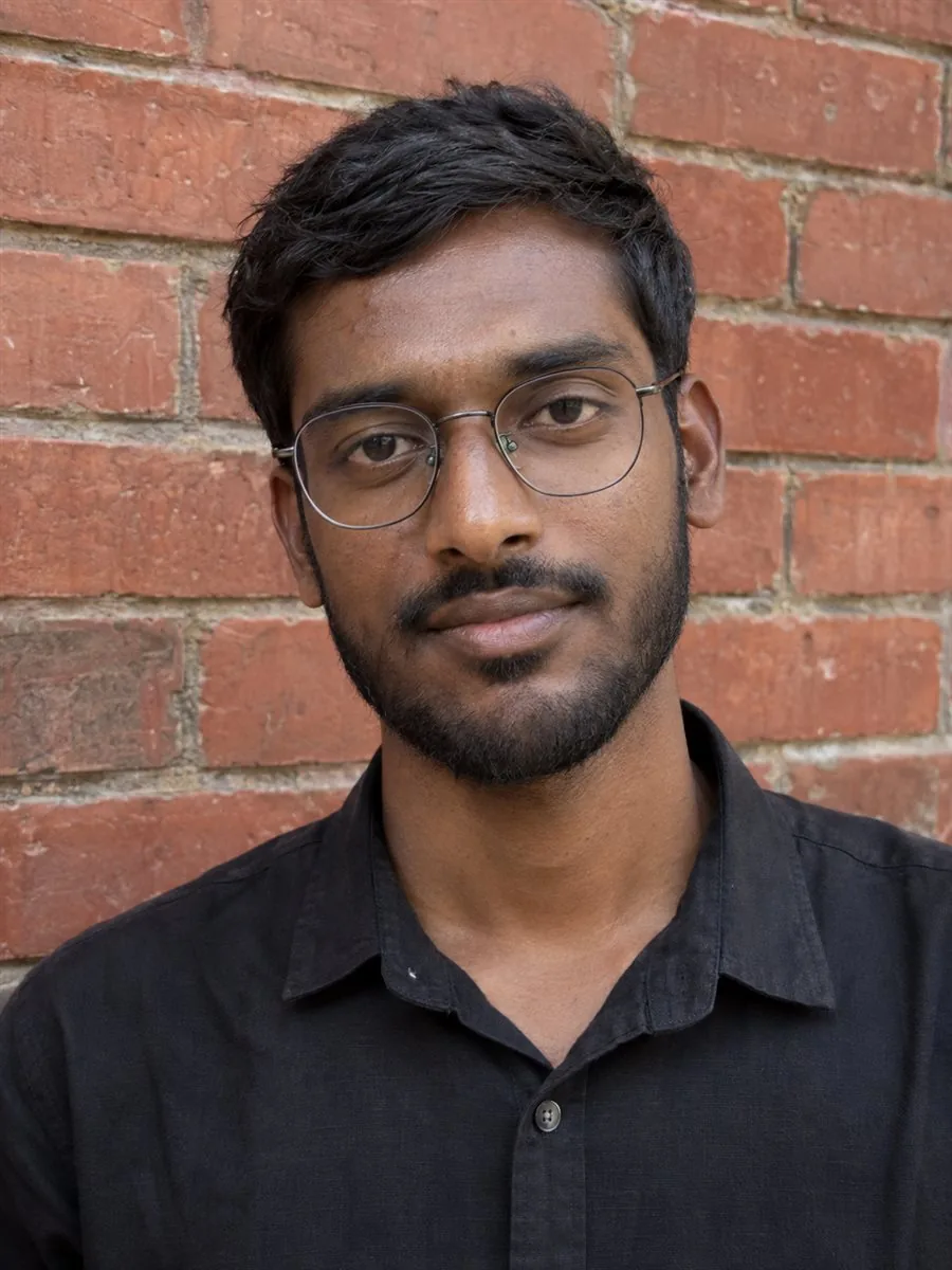 farhan-das.webp