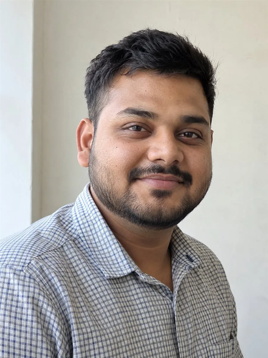 pratik-pathan.webp