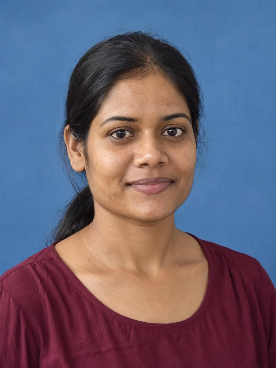 riya-ansari.webp