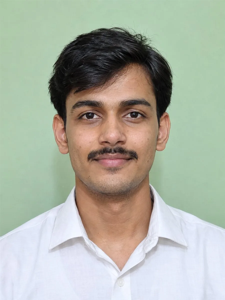 sandeep-kapoor.webp
