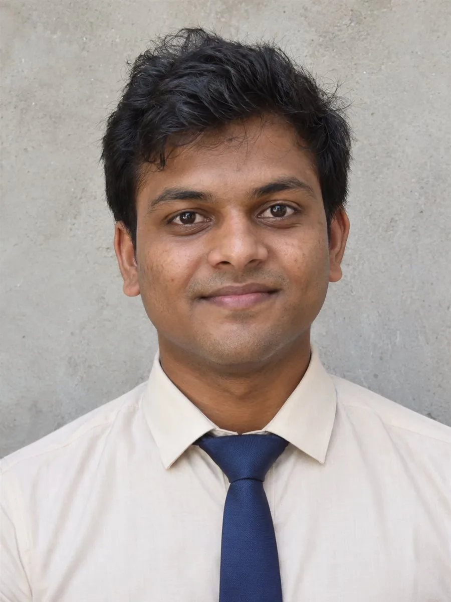 tejas-fernandes.webp